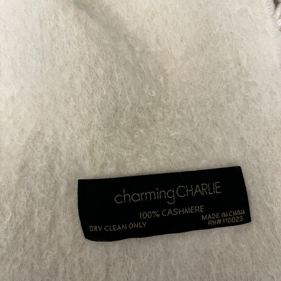 Bundle of 5 Knit and Cashmere Scarves Mixed Colors and Patterns One Size - Picture 7 of 11